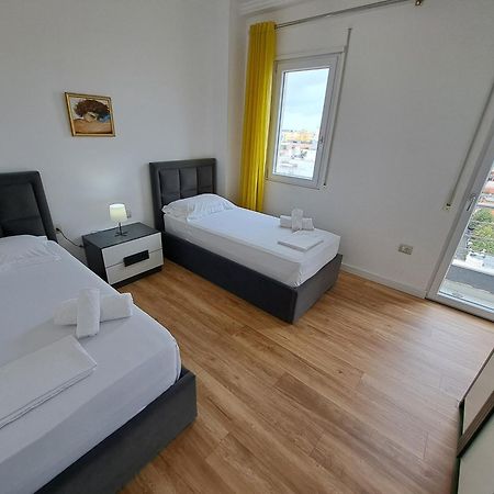 Pazari Luxury Central Apartment Тирана Экстерьер фото