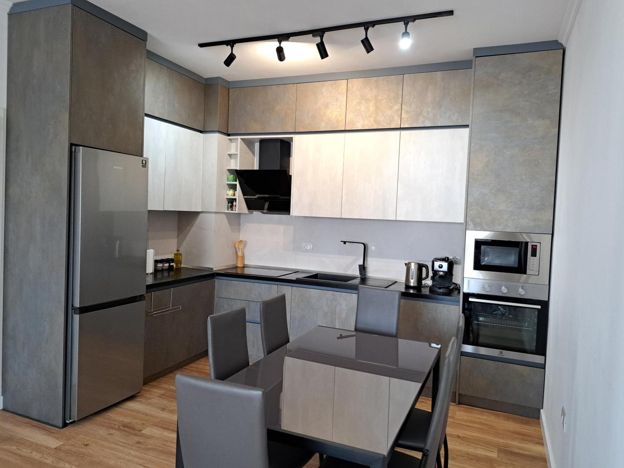 Pazari Luxury Central Apartment Тирана Экстерьер фото